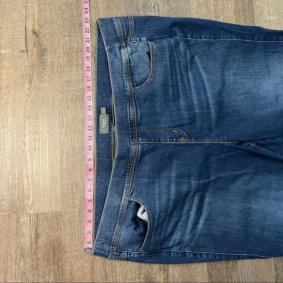 Torrid Feel The Fit Jegging Super Soft Jeans Size 26​​ - Picture 5 of 8